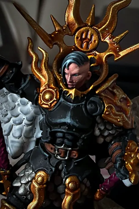 Hero Grade painting: Black Legion Chaos Lord